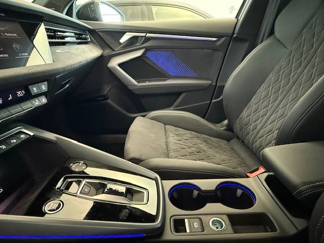 Image about Audi A3 Berline S line 35 TFSI Hybride 110 kW (150 ch) S tronic