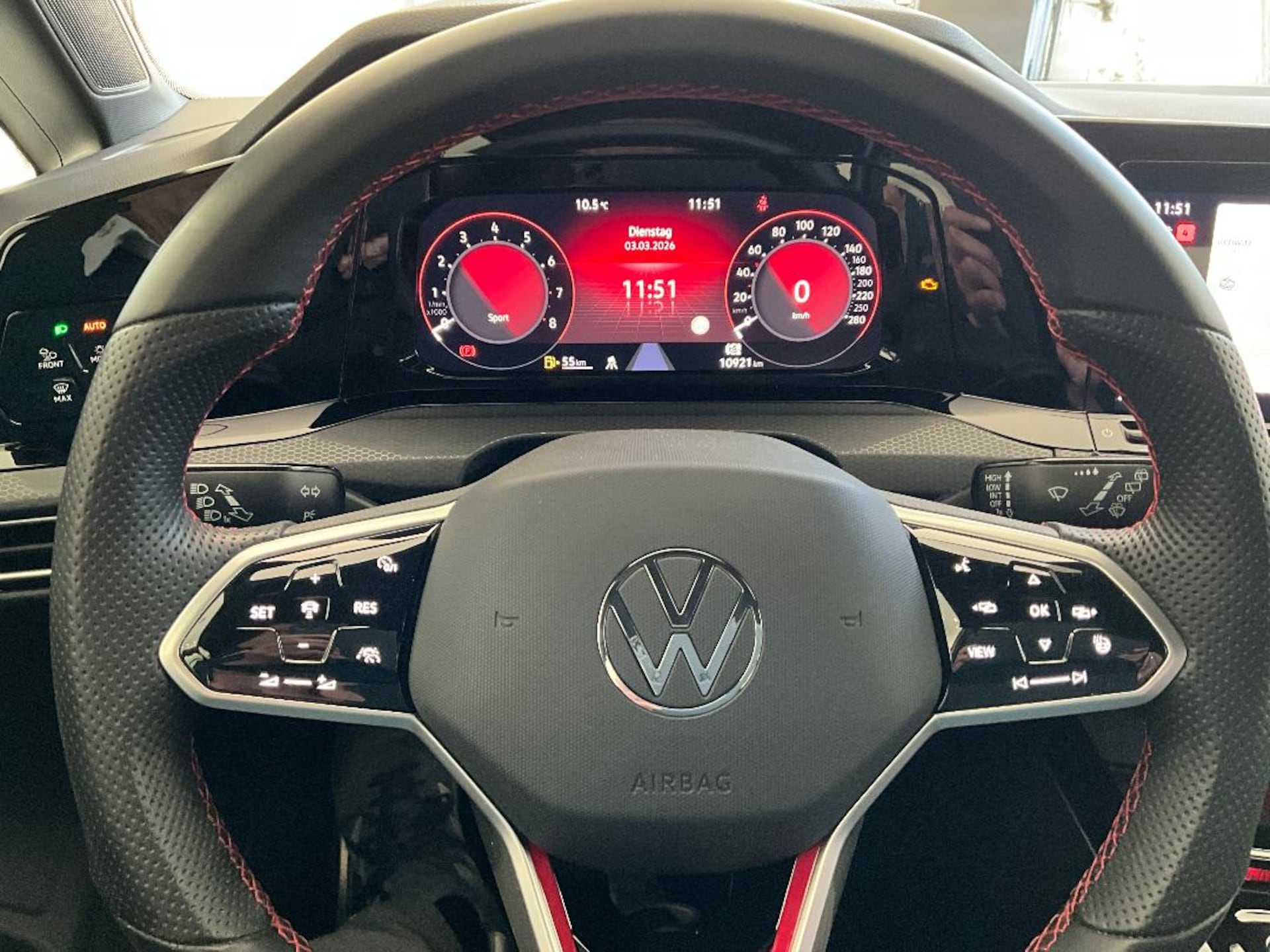 Volkswagen Golf GTI