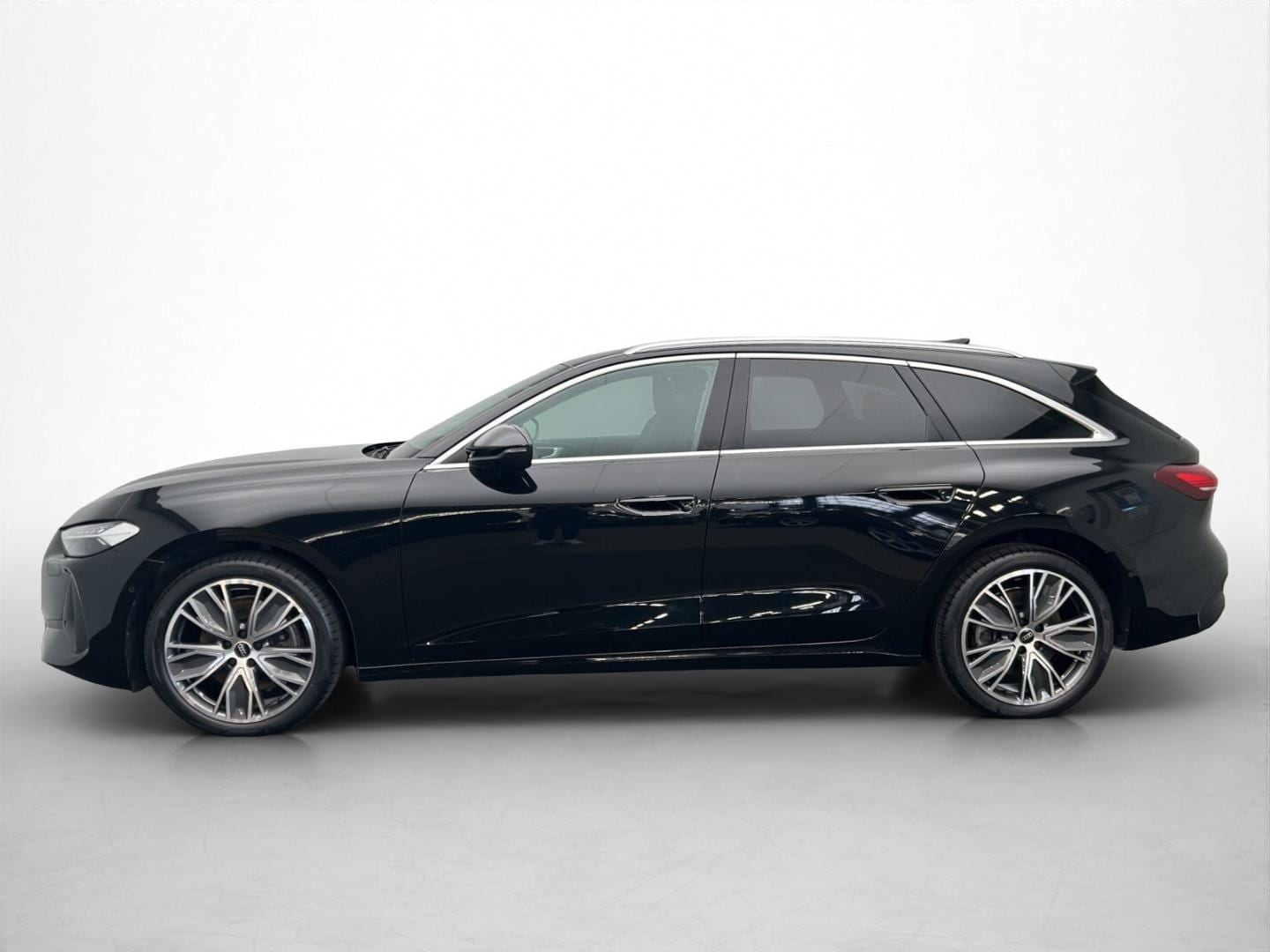 Bild über Audi A5 Avant TDI 150 kW S tronic - für weitere Informationen kontaktieren Sie den Audi Partner