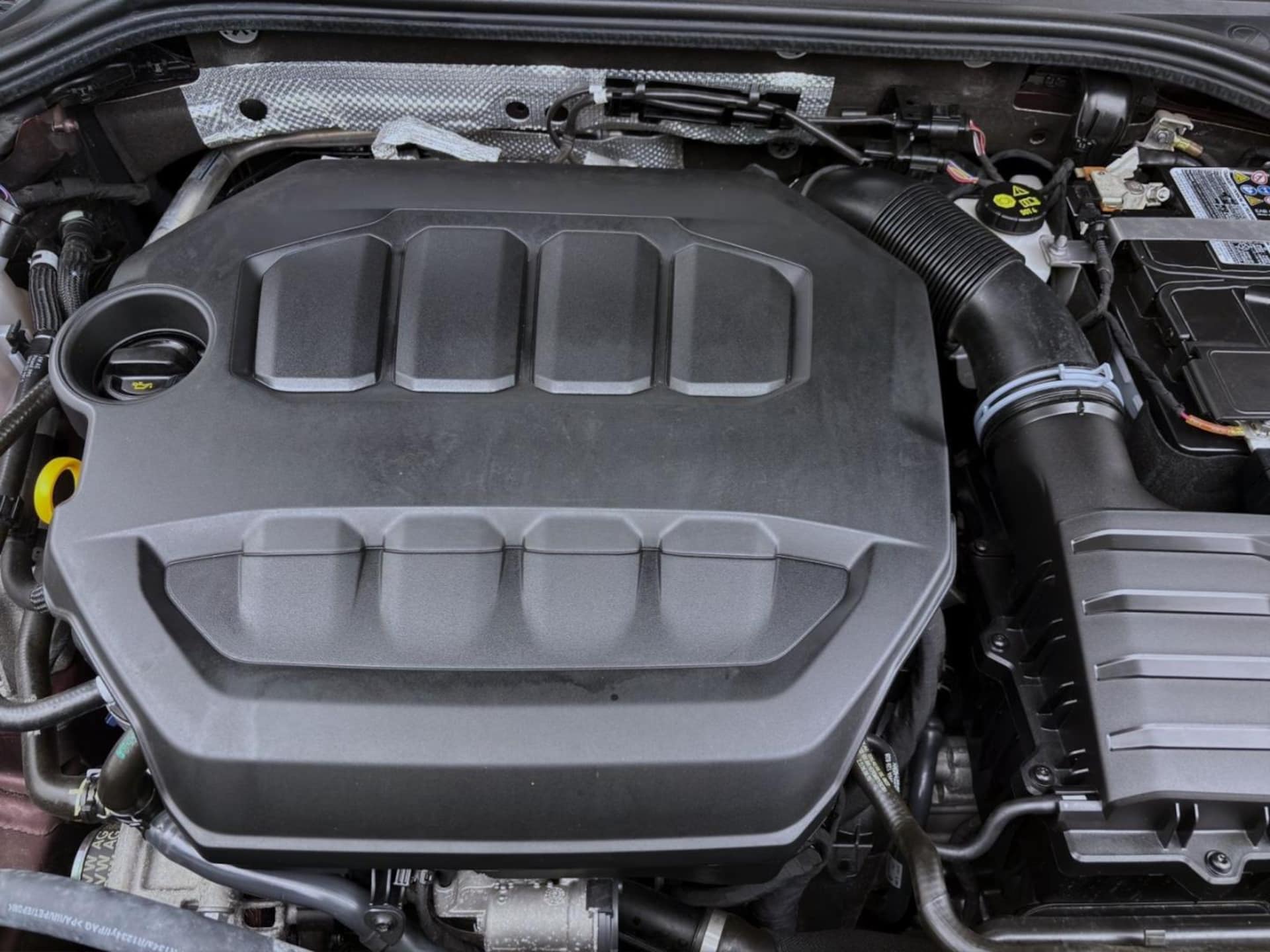 Volkswagen Golf Variant R-Line