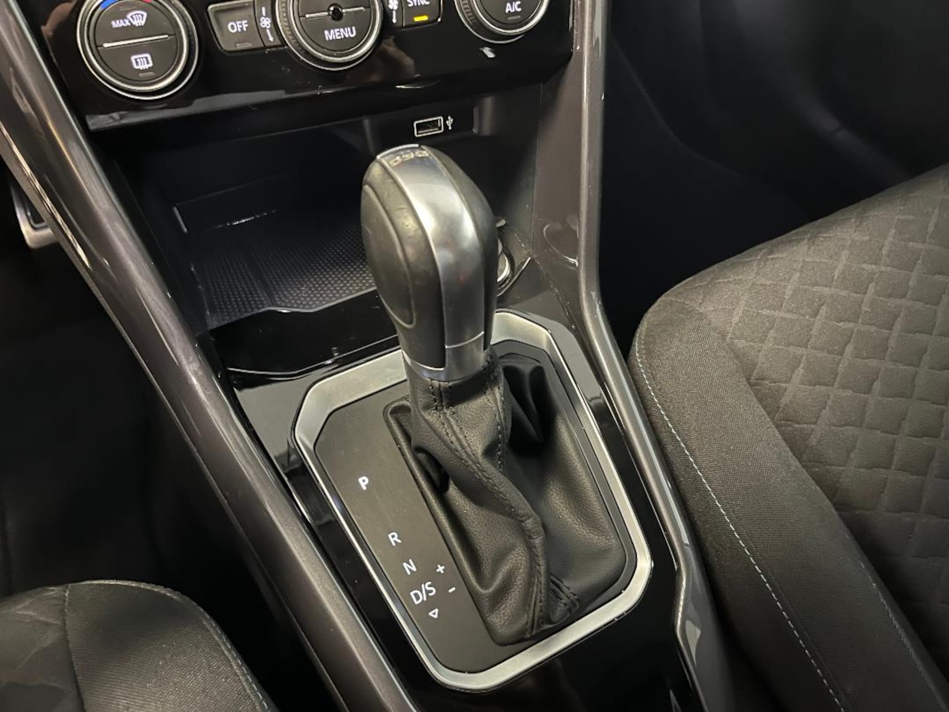 Volkswagen T-Roc IQ.DRIVE