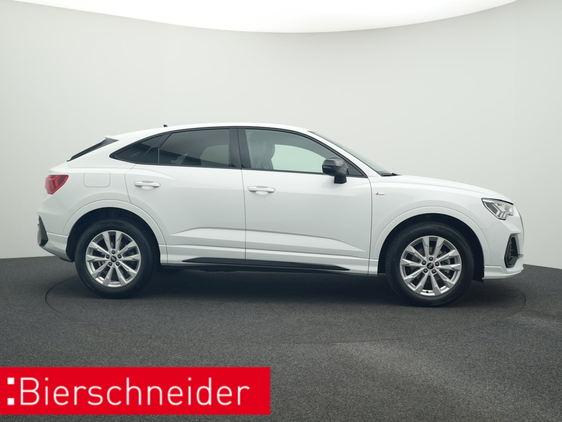 Audi Q3 Sportback S line