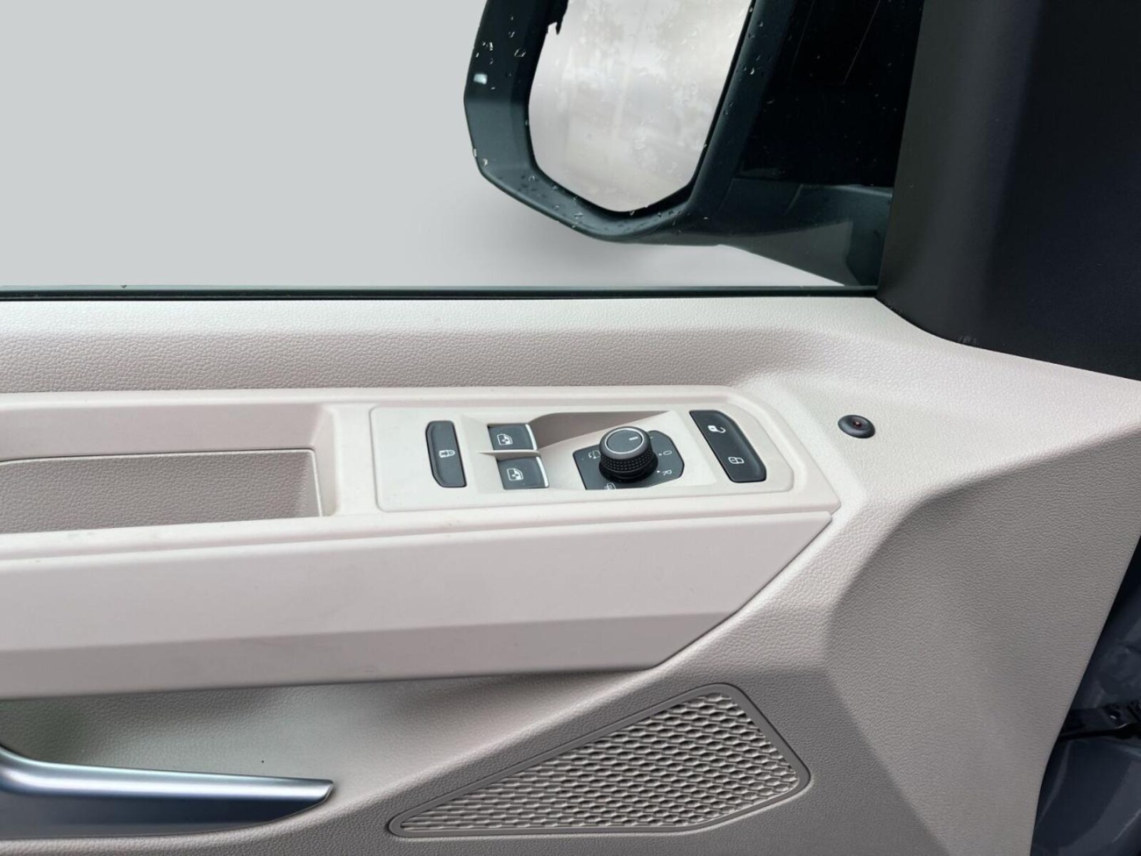 Volkswagen Multivan Langversion – Bild 19