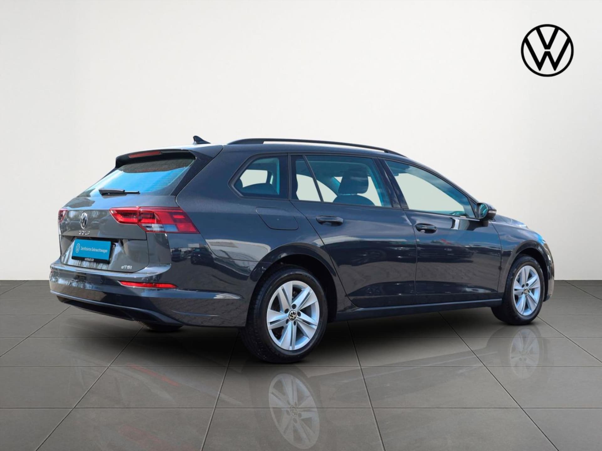 Volkswagen Golf Variant Life