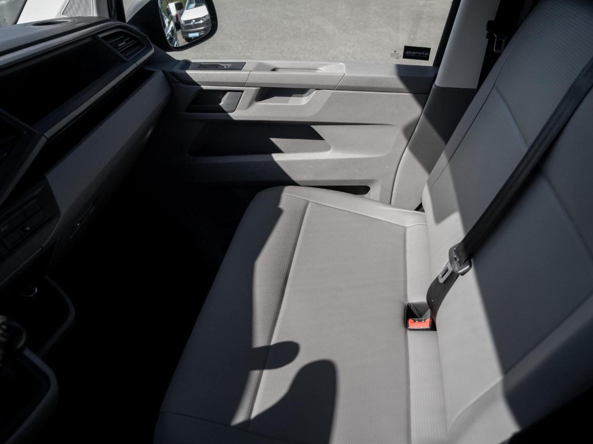 Volkswagen T6.1 Transporter Kasten kurzer Radstand