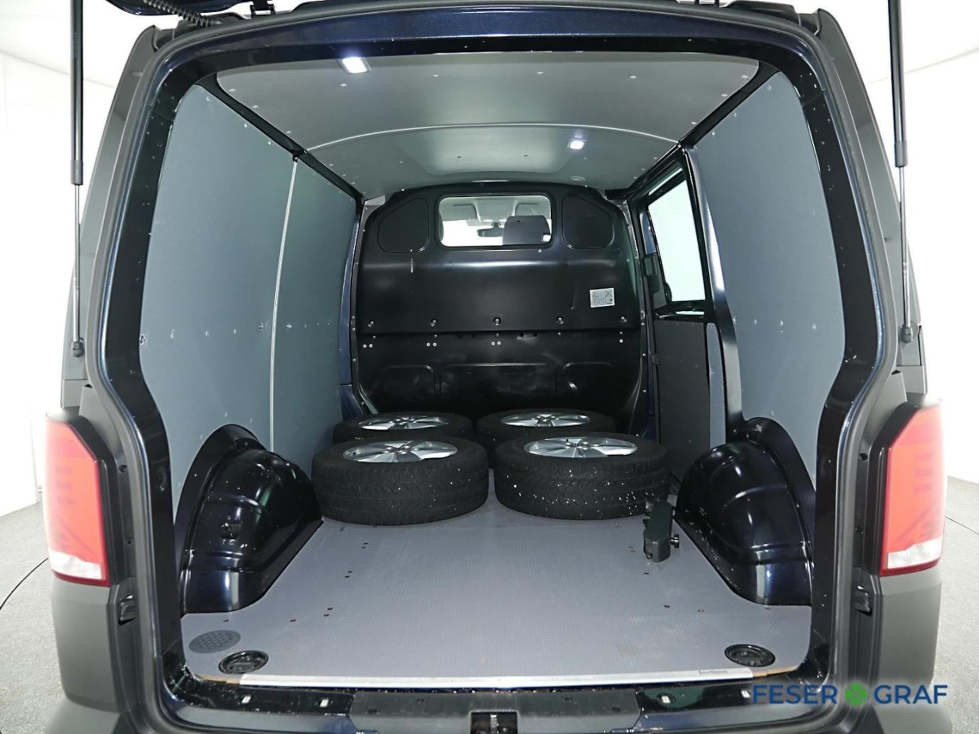 Volkswagen T6.1 Transporter Kasten kurzer Radstand