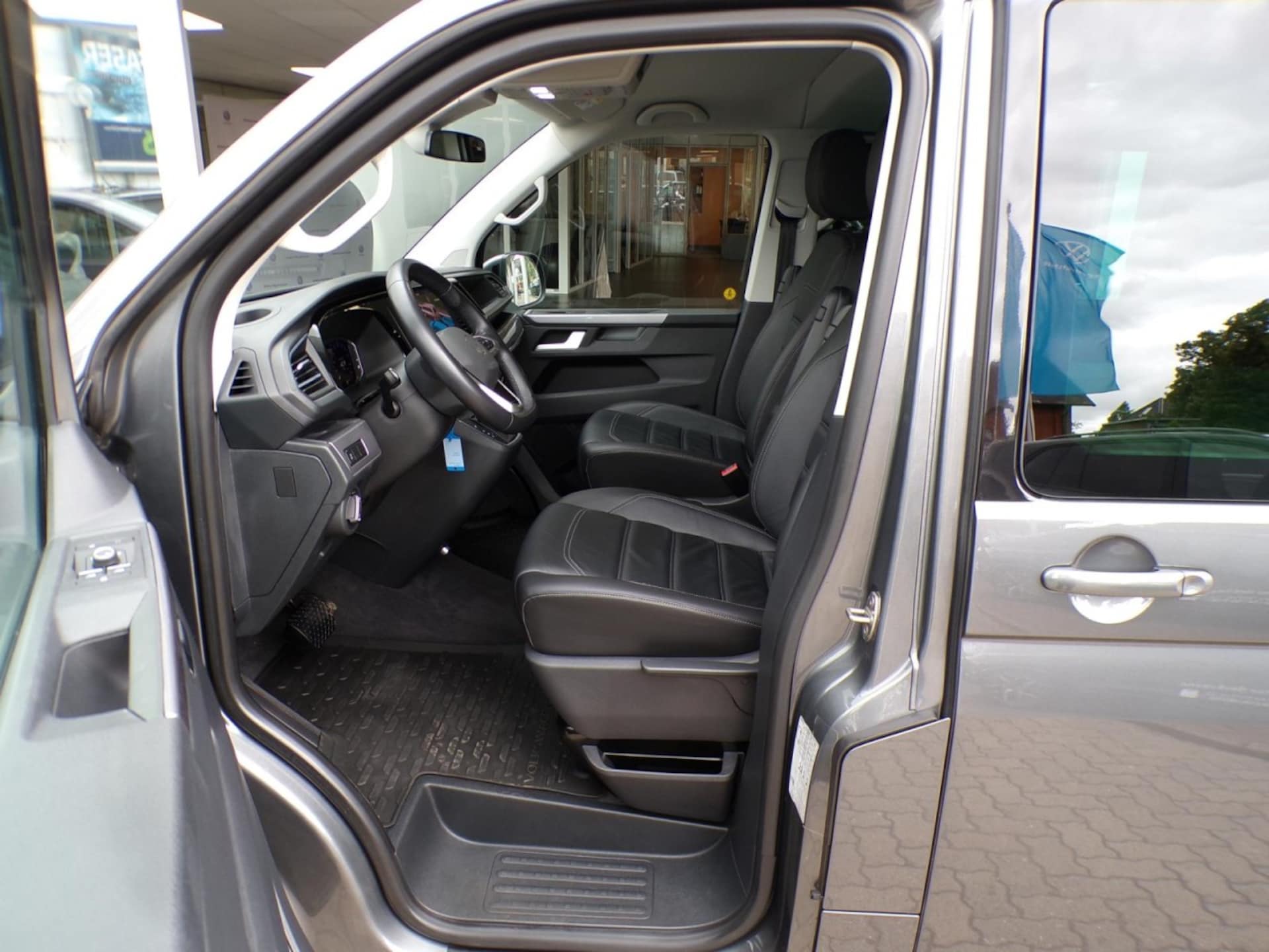 Volkswagen T6.1 Multivan Comfortline