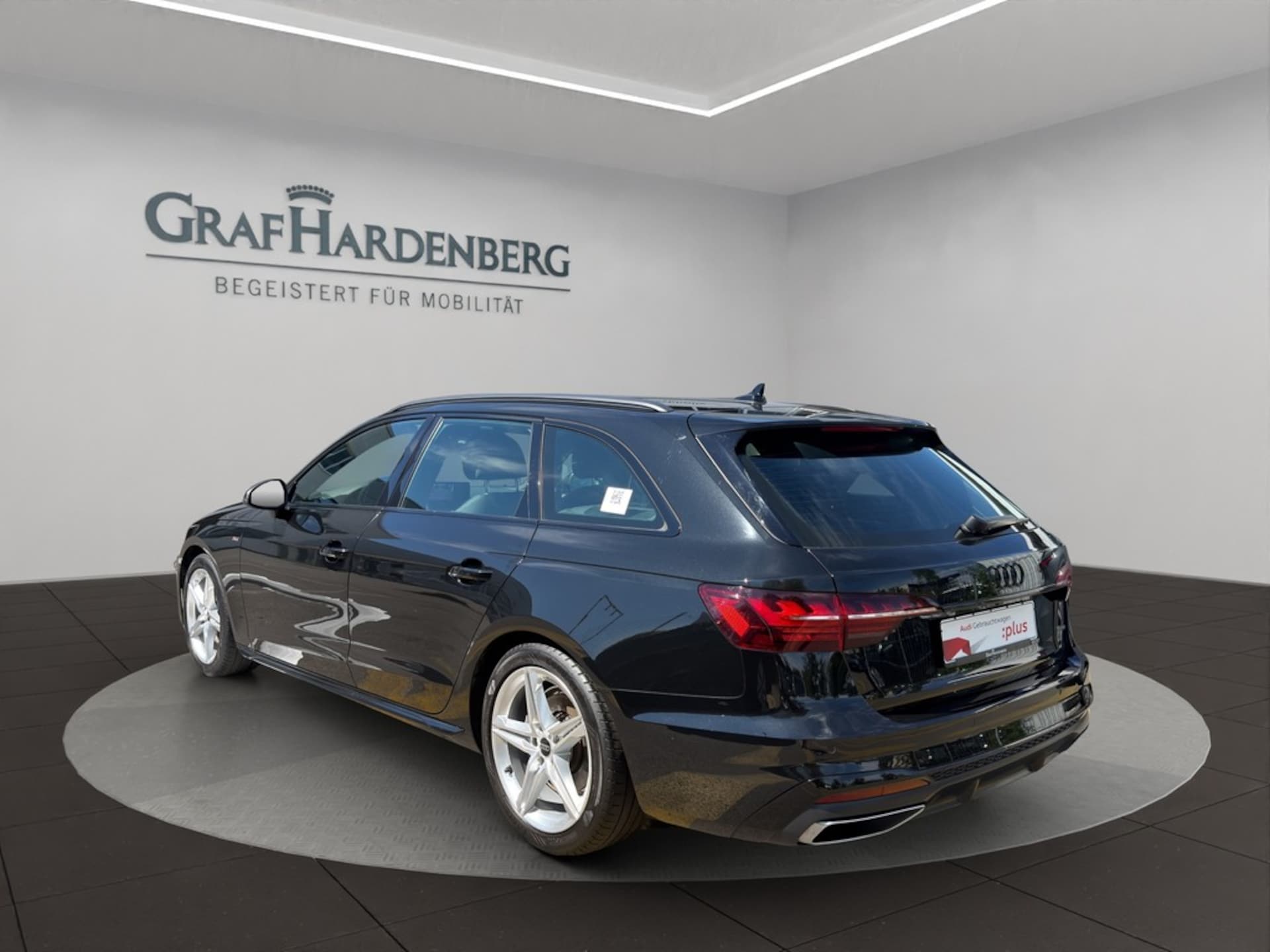 Audi A4 Avant S line