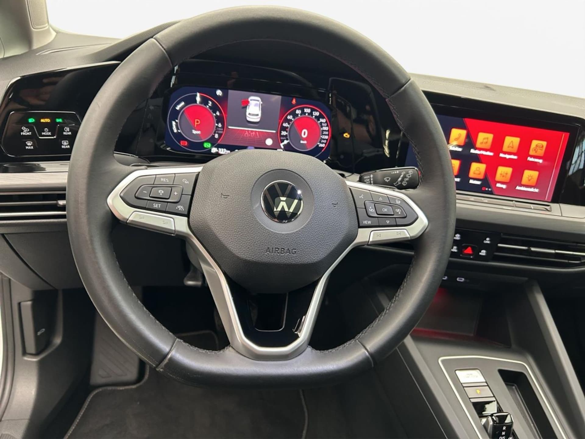 Volkswagen Golf Style