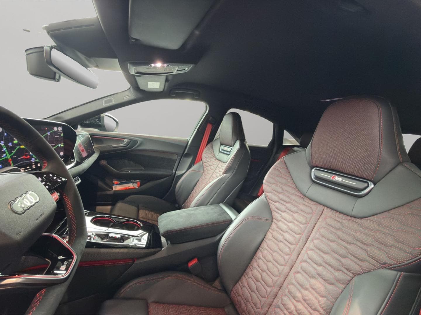 Bild über Audi RS 5 Limousine TFSI quattro 470 kW tiptronic - für weitere Informationen kontaktieren Sie den Audi Partner