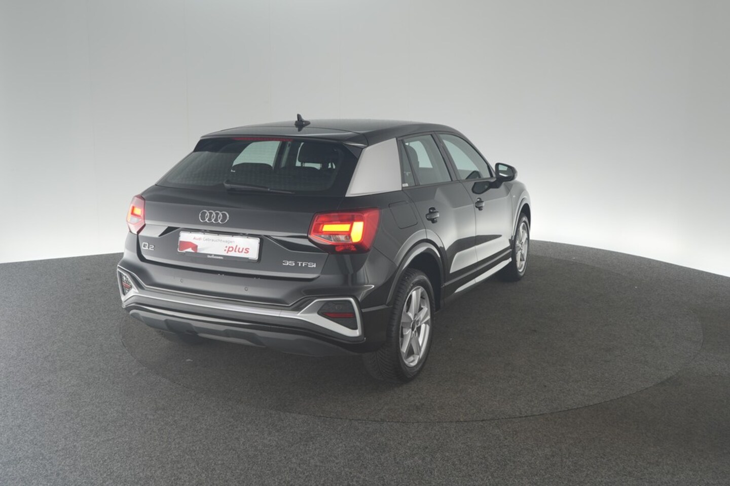 Bild über Audi Q2 S line 35 TFSI S tronic - für weitere Informationen kontaktieren Sie den Audi Partner