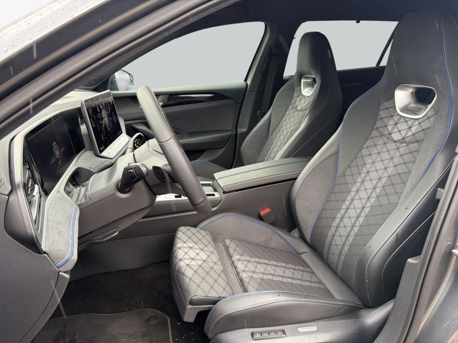 Volkswagen Passat – Bild 10