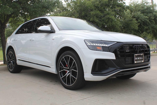 2023 Audi Q8
