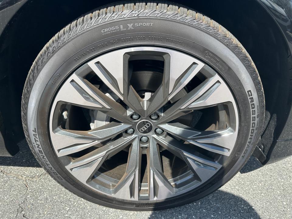 2026 Audi Q8 Premium Plus - Photo 25