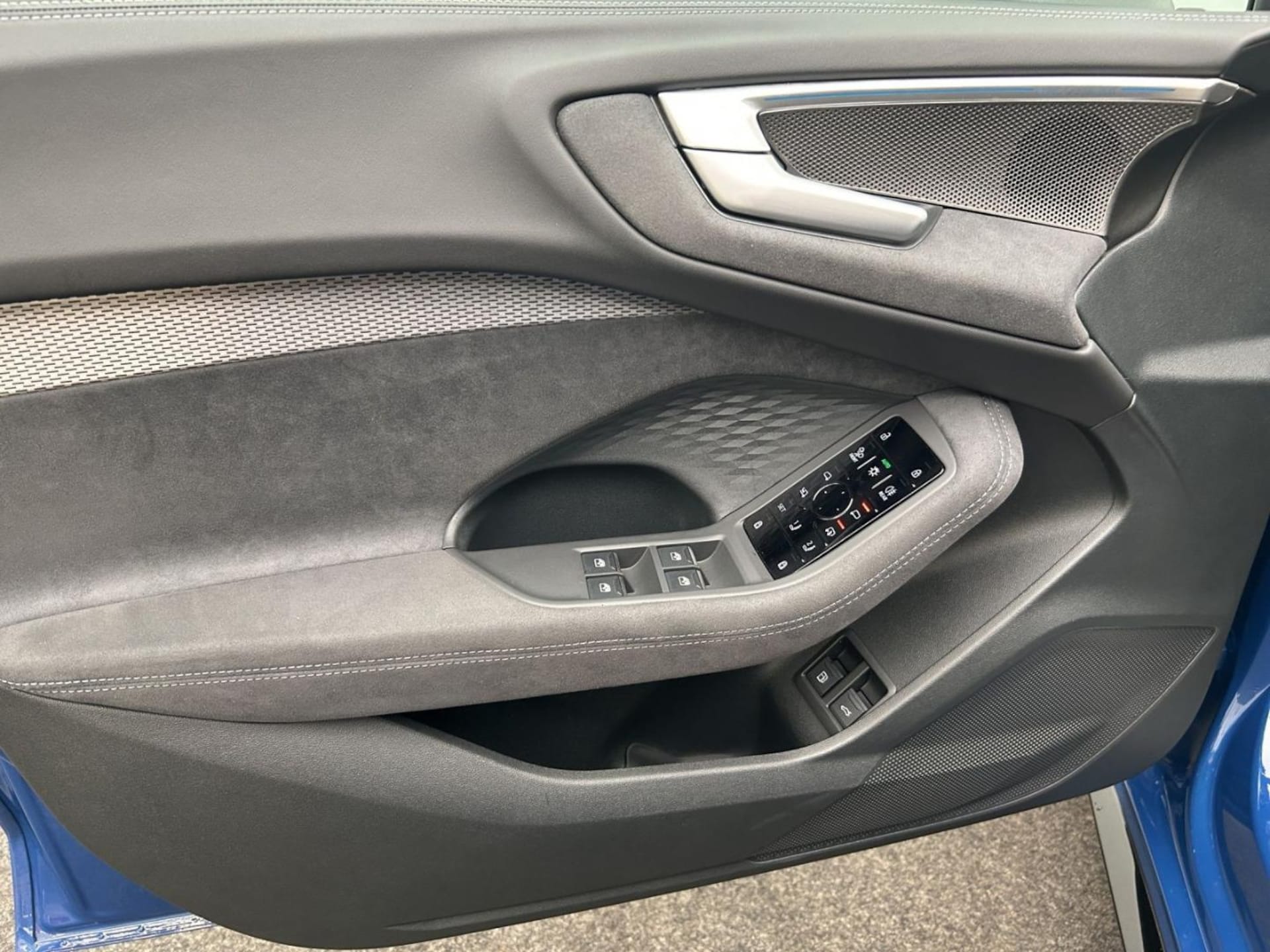 Audi A5 Limousine e-hybrid edition one