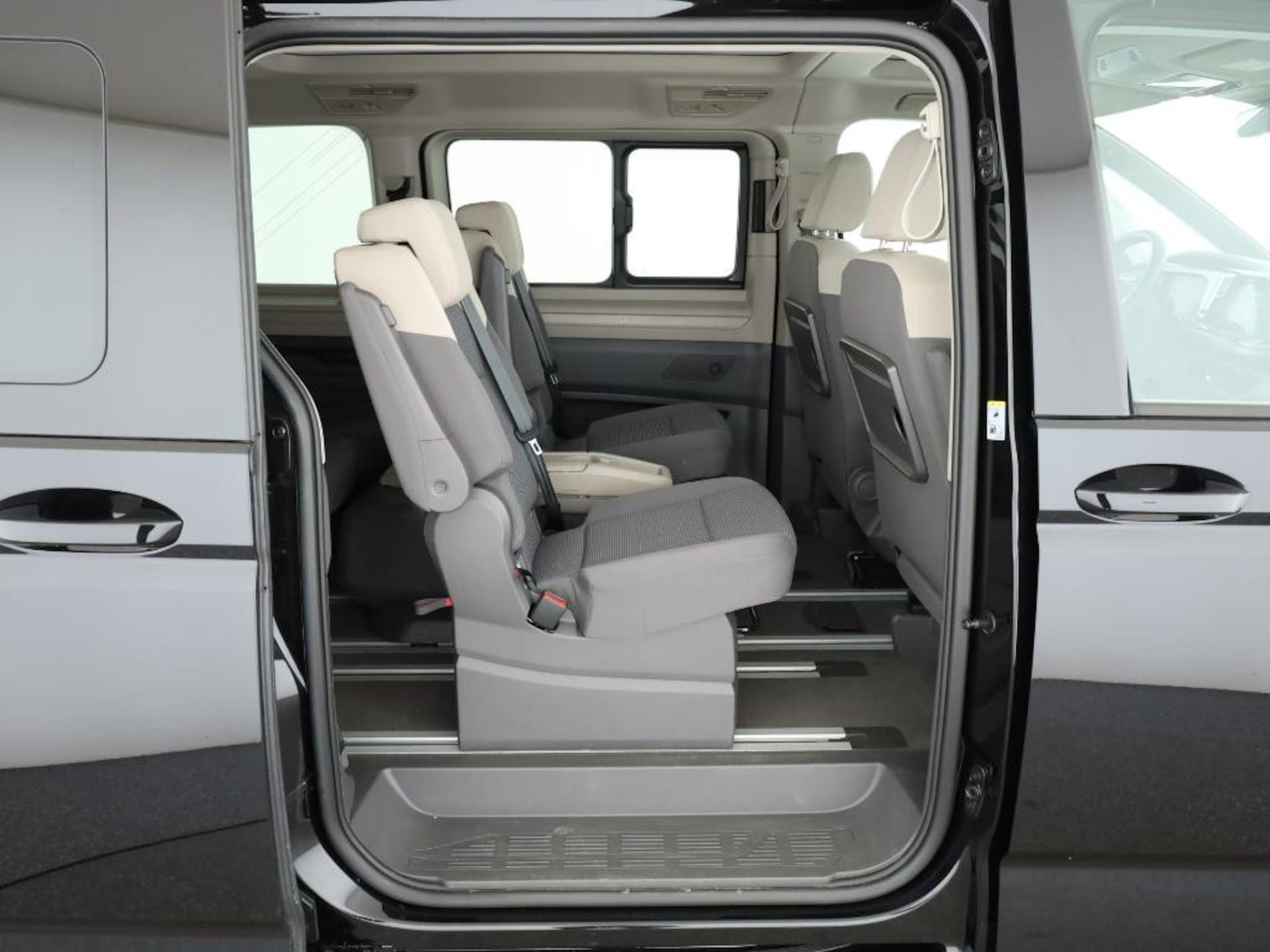 Volkswagen Multivan Basis-Modell