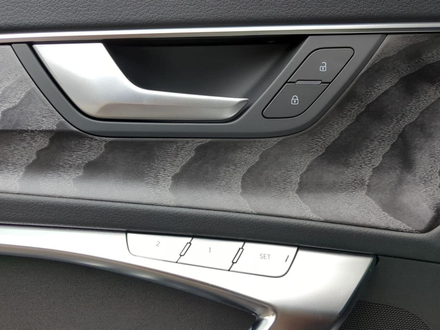 Bild über Audi A6 Avant 50 TDI quattro tiptronic - für weitere Informationen kontaktieren Sie den Audi Partner