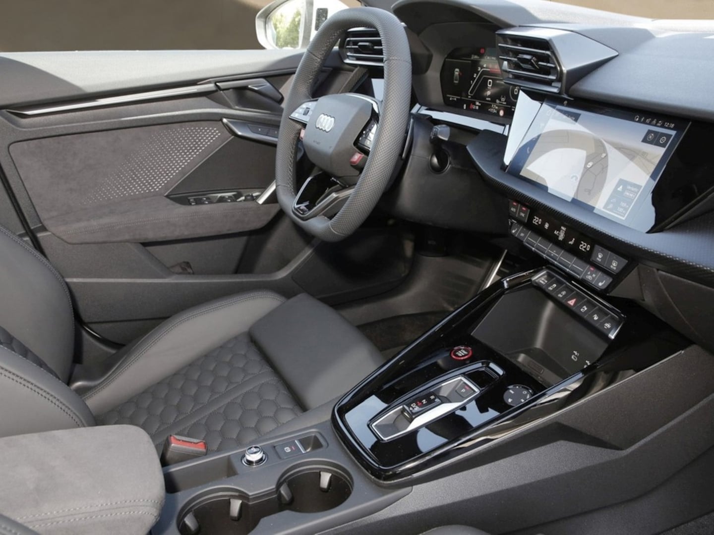 Bild über Audi RS 3 Limousine TFSI quattro 294 kW S tronic - für weitere Informationen kontaktieren Sie den Audi Partner