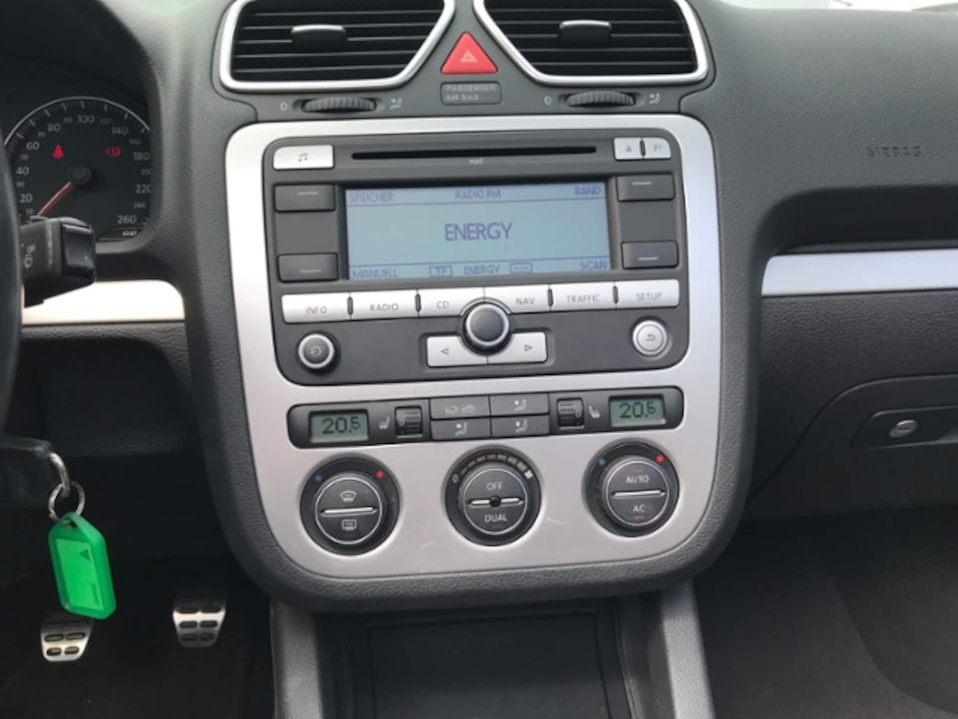Volkswagen Eos