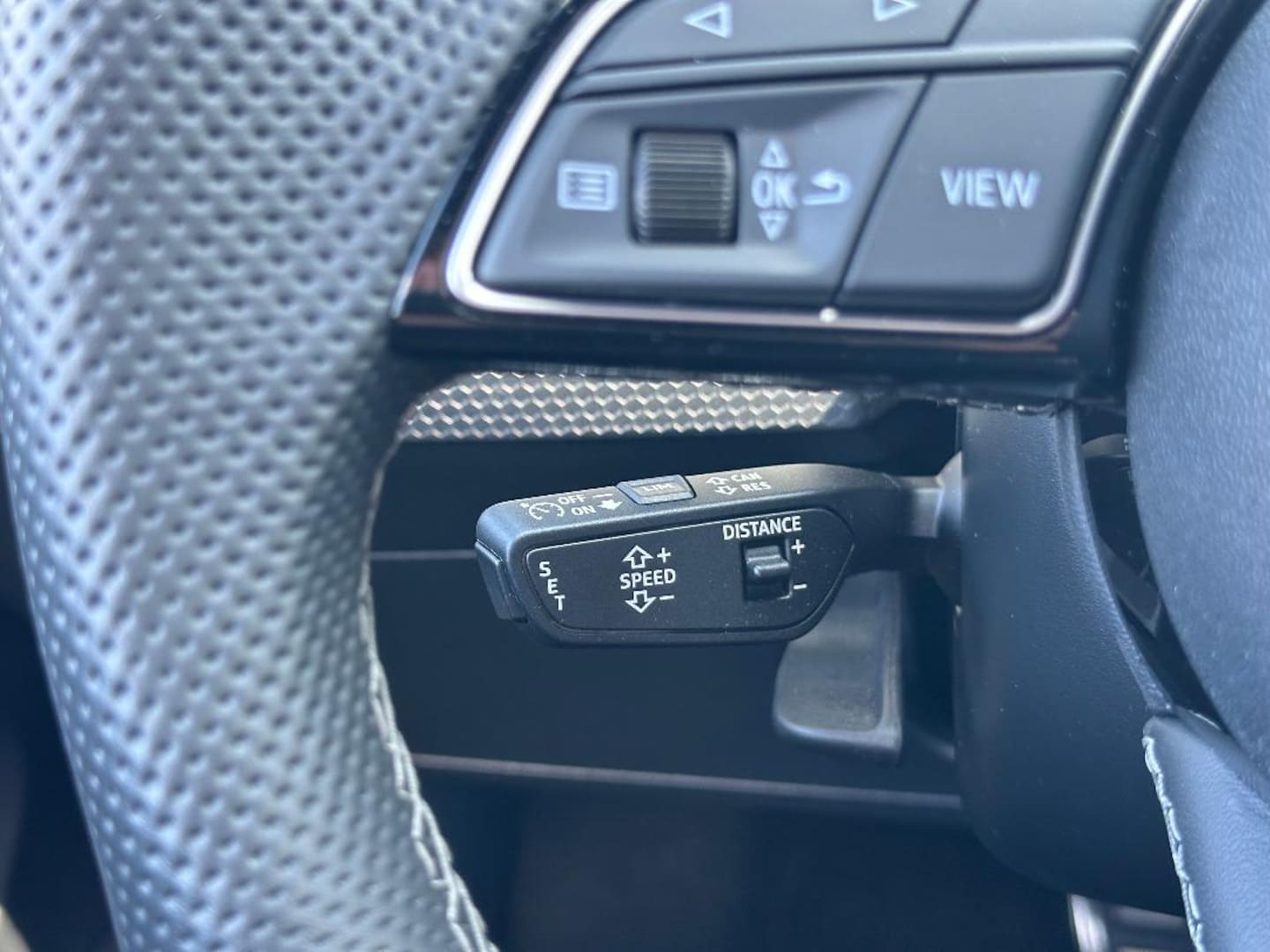 Bild über Audi A1 Sportback S line 30 TFSI S tronic - für weitere Informationen kontaktieren Sie den Audi Partner