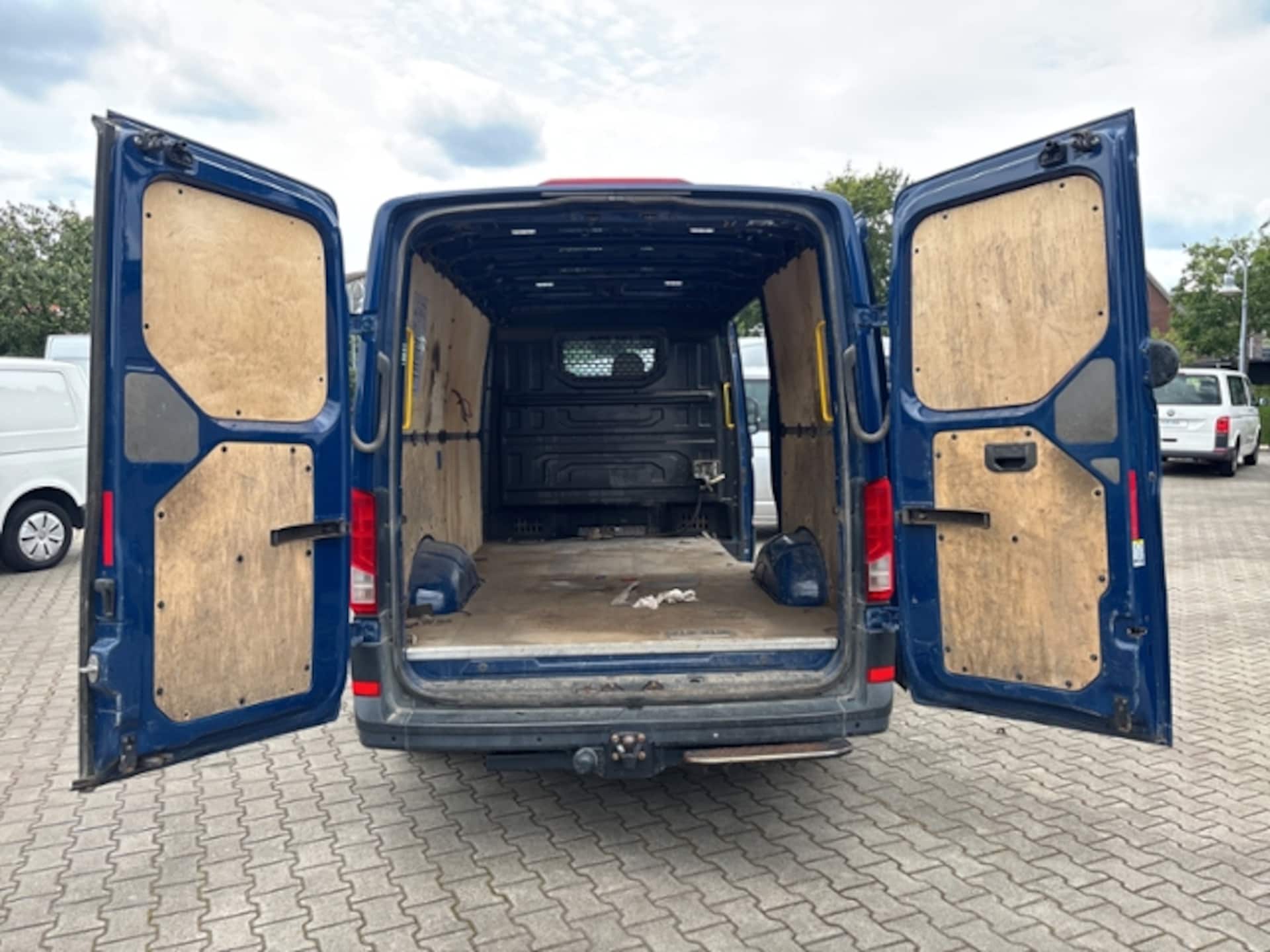 Volkswagen Crafter Kasten mittlerer Radstand