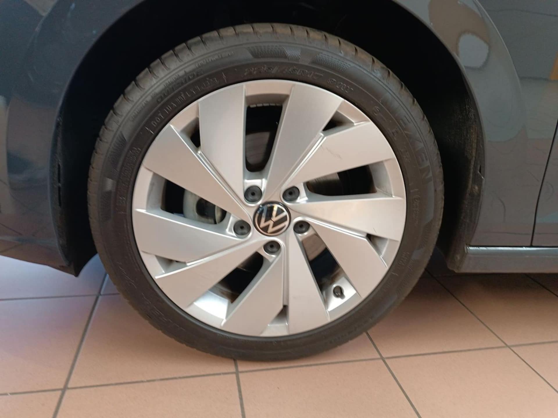 Volkswagen Golf Style