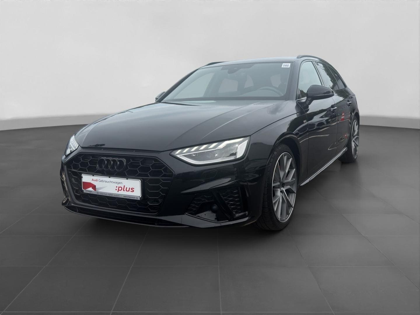 Bild über Audi A4 Avant S line 40 TFSI S tronic - für weitere Informationen kontaktieren Sie den Audi Partner