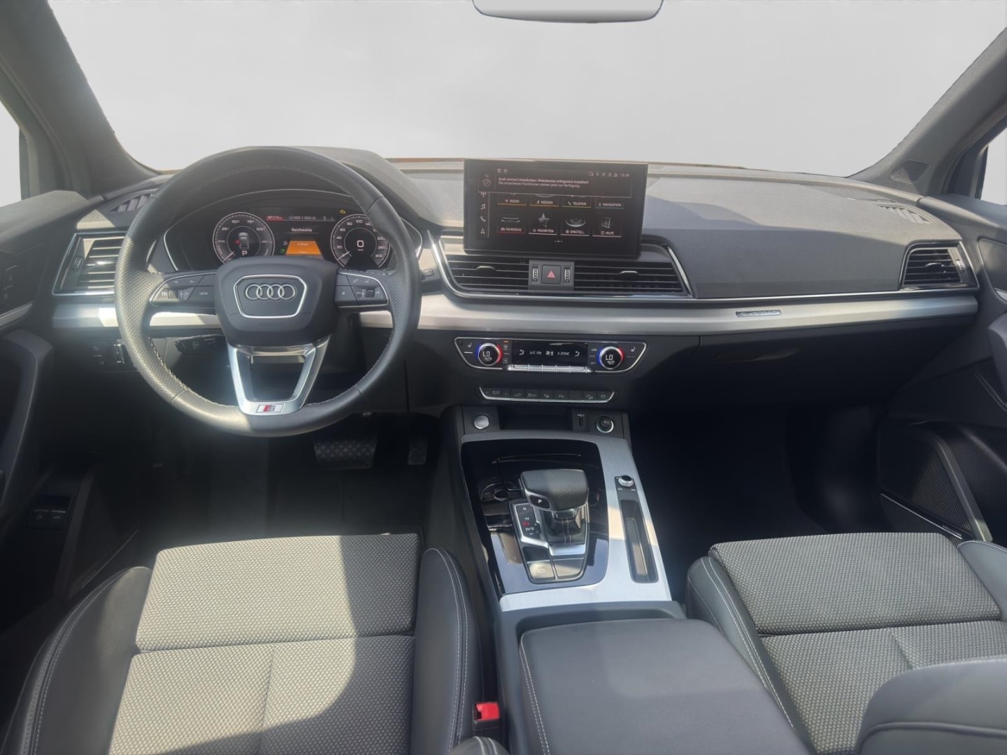 Bild über Audi Q5 Sportback TFSI e S line business 50 TFSI e quattro S tronic - für weitere Informationen kontaktieren Sie den Audi Partner