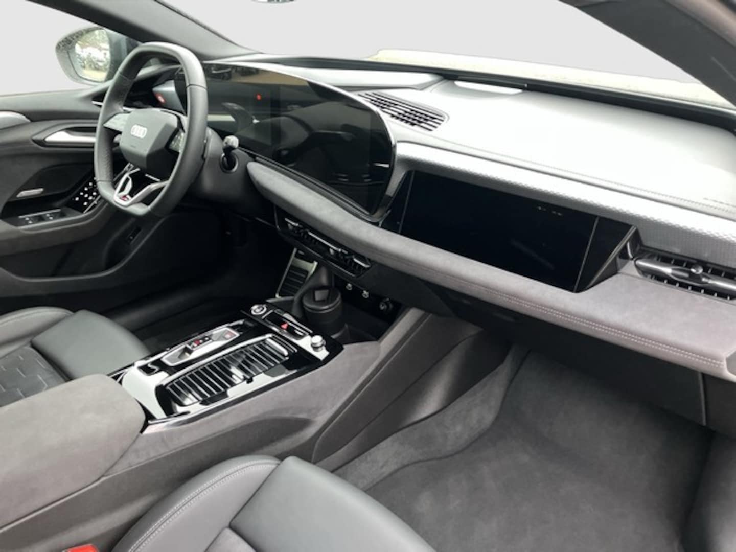 Bild über Audi A6 Avant e-tron e-tron performance - für weitere Informationen kontaktieren Sie den Audi Partner