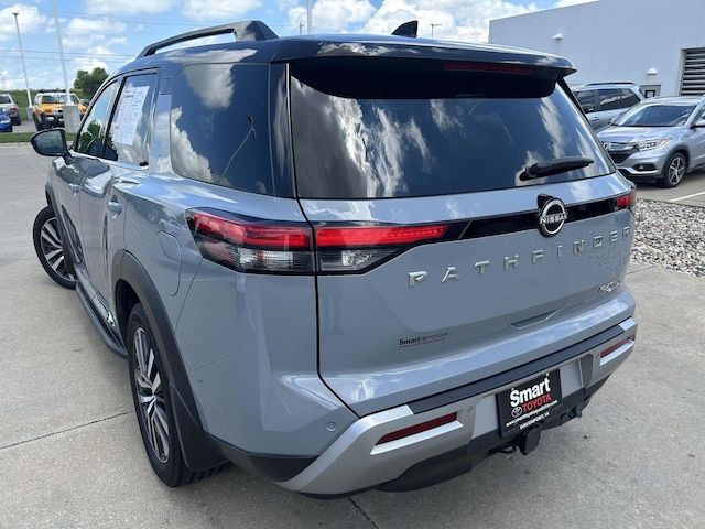 2022 Nissan Pathfinder
