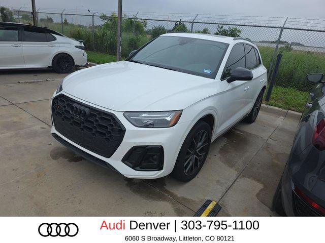 2023 Audi SQ5 Premium Plus's photo