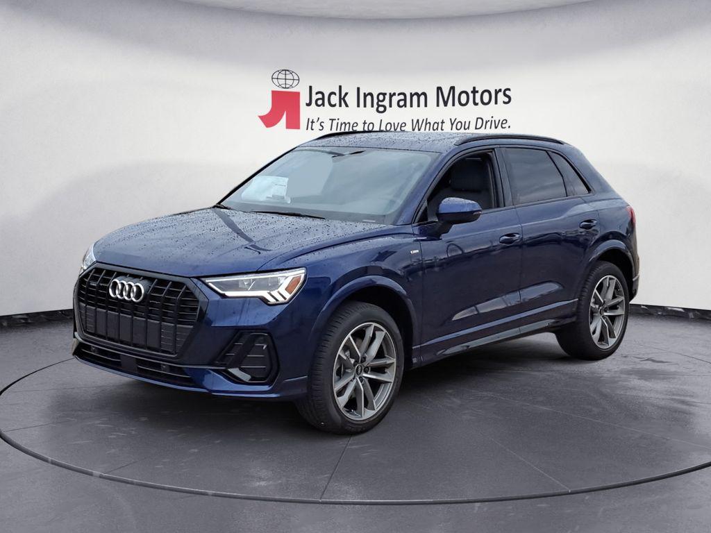 2025 Audi Q3 45 TFSI S Line Premium quattro's photo