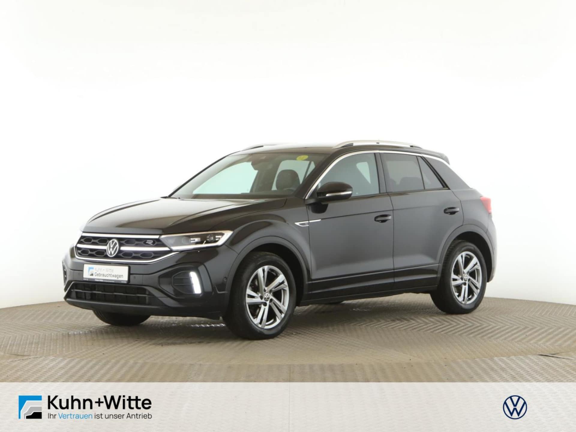 Volkswagen T-Roc — Volkswagen T-Roc T-Roc 1.5 TSI R-Line AHK+Matrix+RFK+Navi+AppleCar