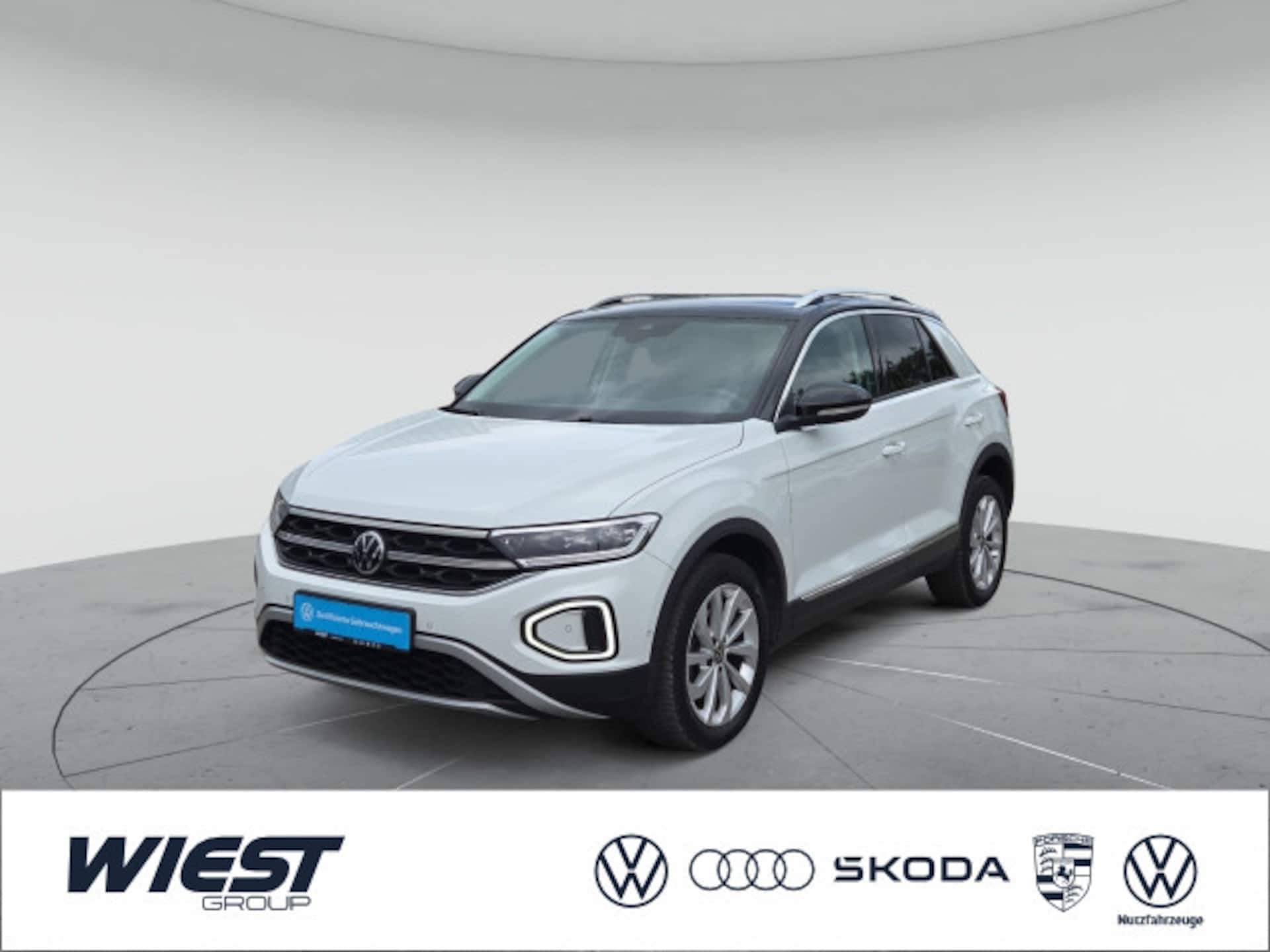 Volkswagen T-Roc 2023 — T-Roc Style 1.5 TSI, LED/KAM/17"/ACC/LANE ASSIST/NAVI/KLIMA/SHZ uvm.