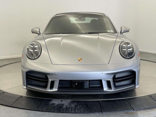2026 Porsche 911 T - Photo 10