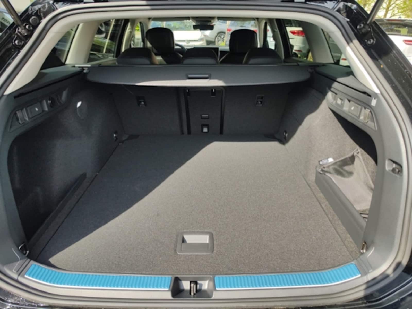 Volkswagen Passat – Bild 9