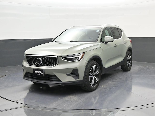 2023 Volvo XC40