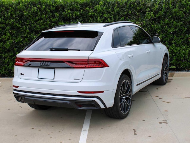 2023 Audi Q8