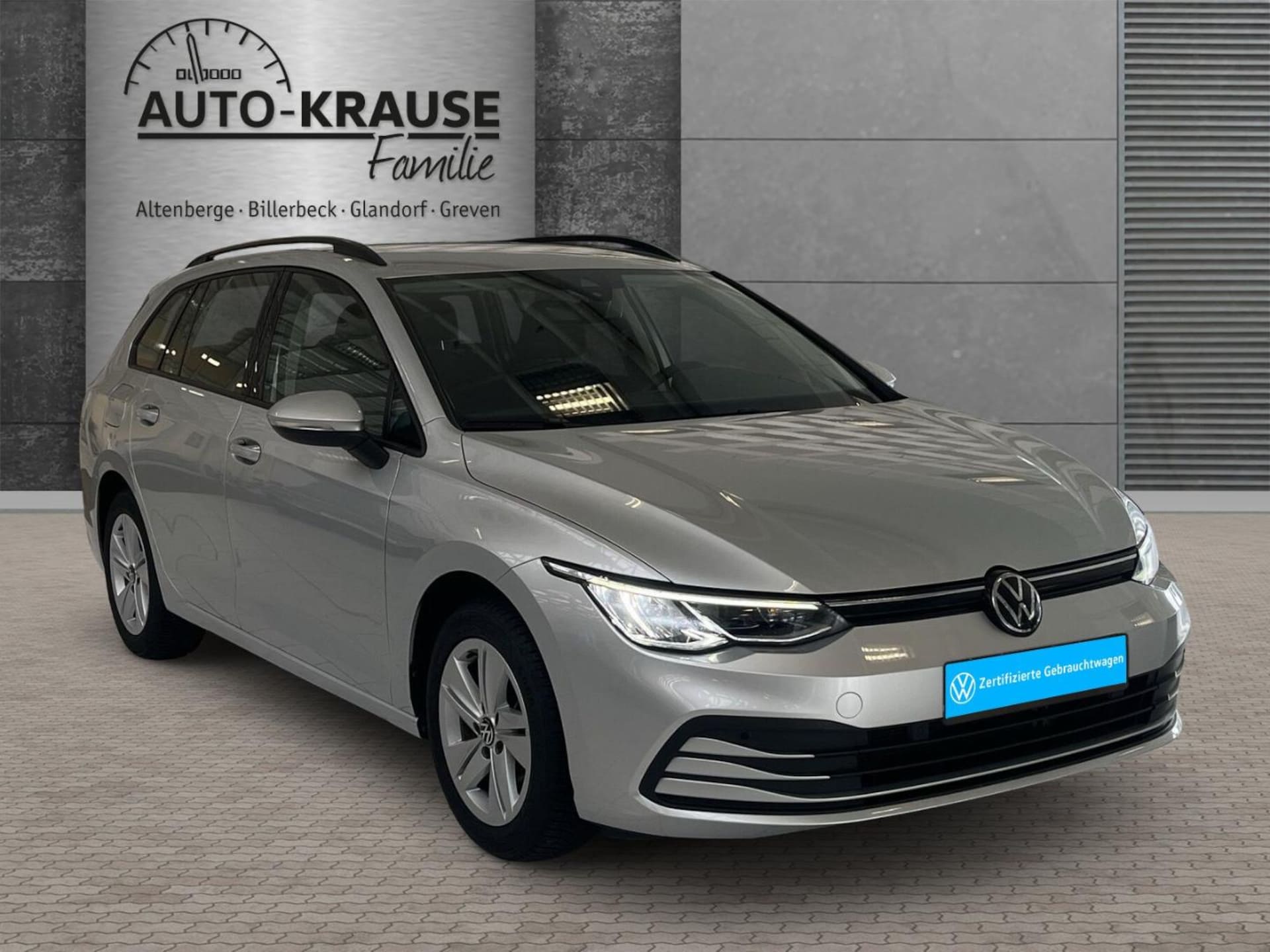 Volkswagen Golf Variant Life
