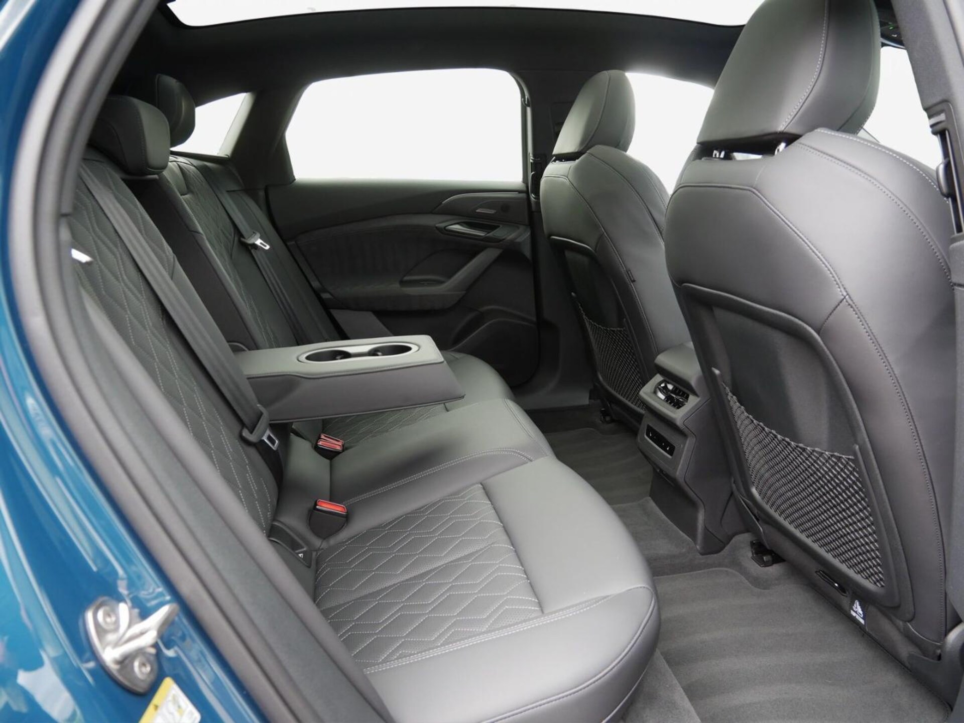Audi S6 Sportback e-tron edition one
