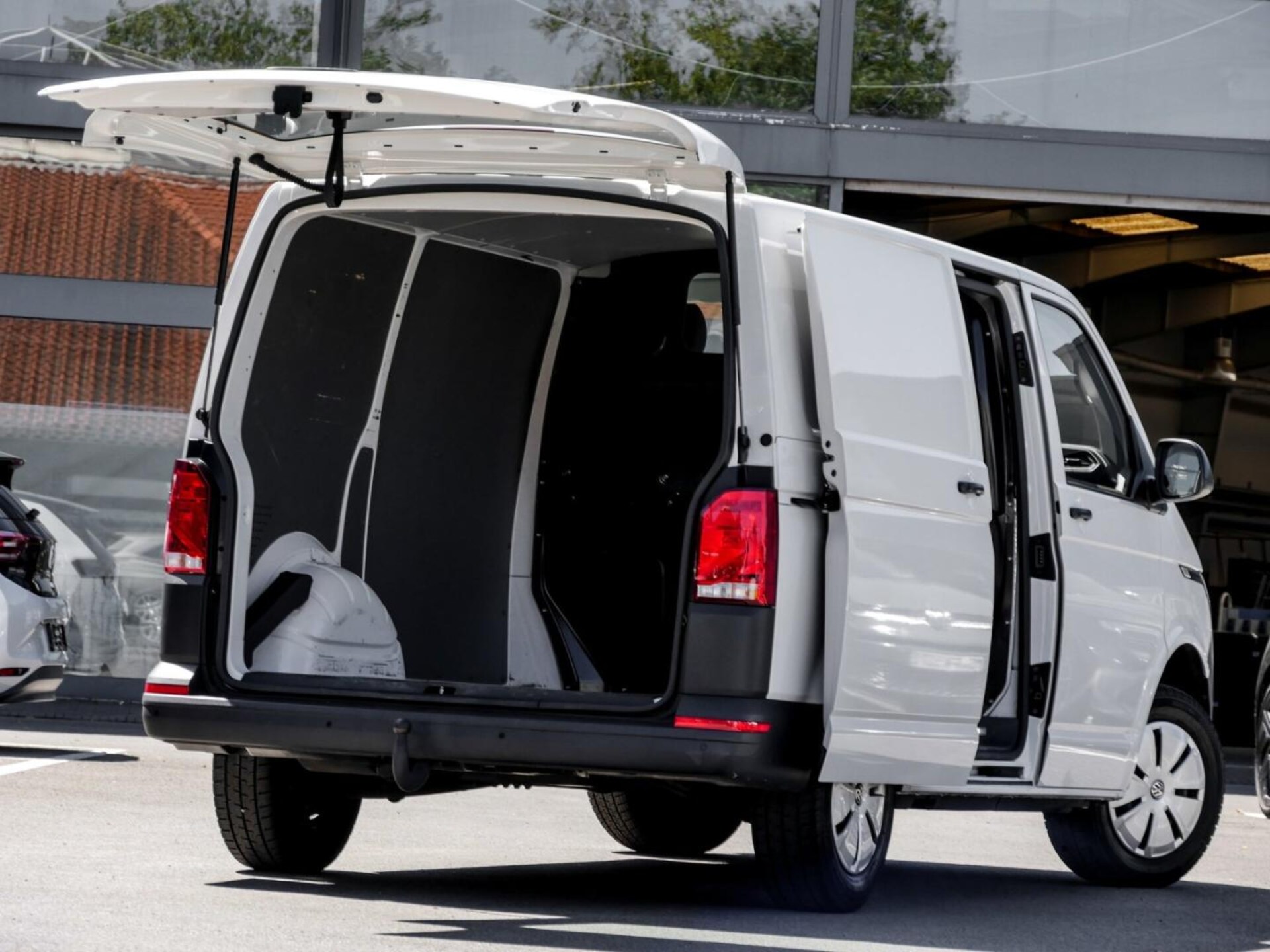 Volkswagen T6.1 Transporter Kasten kurzer Radstand
