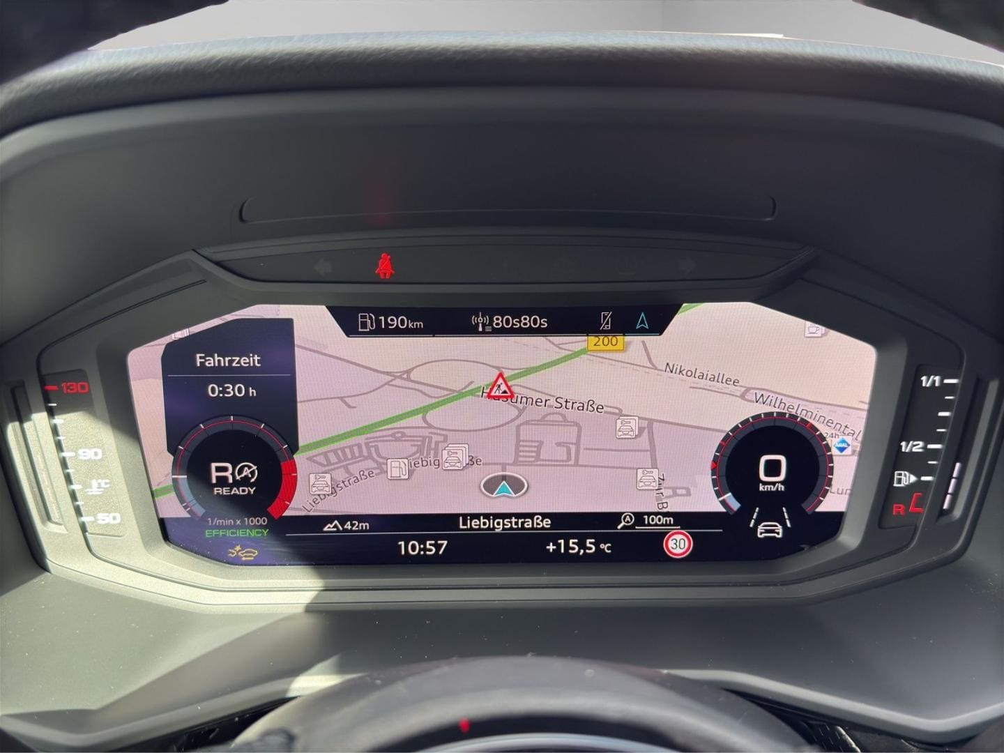 Bild über Audi A1 allstreet 30 TFSI S tronic - für weitere Informationen kontaktieren Sie den Audi Partner