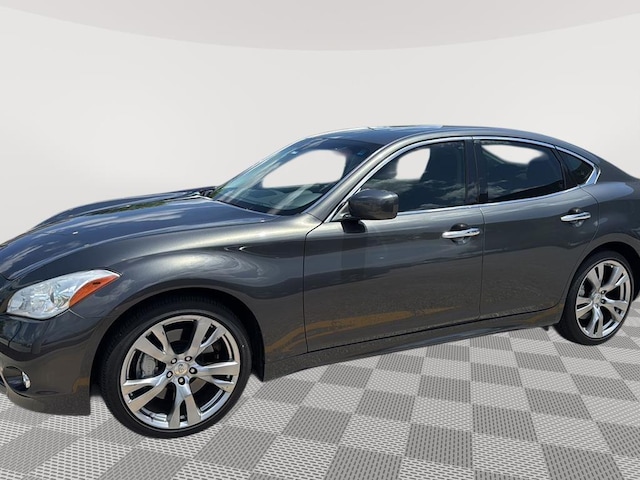 2013 Infiniti M37