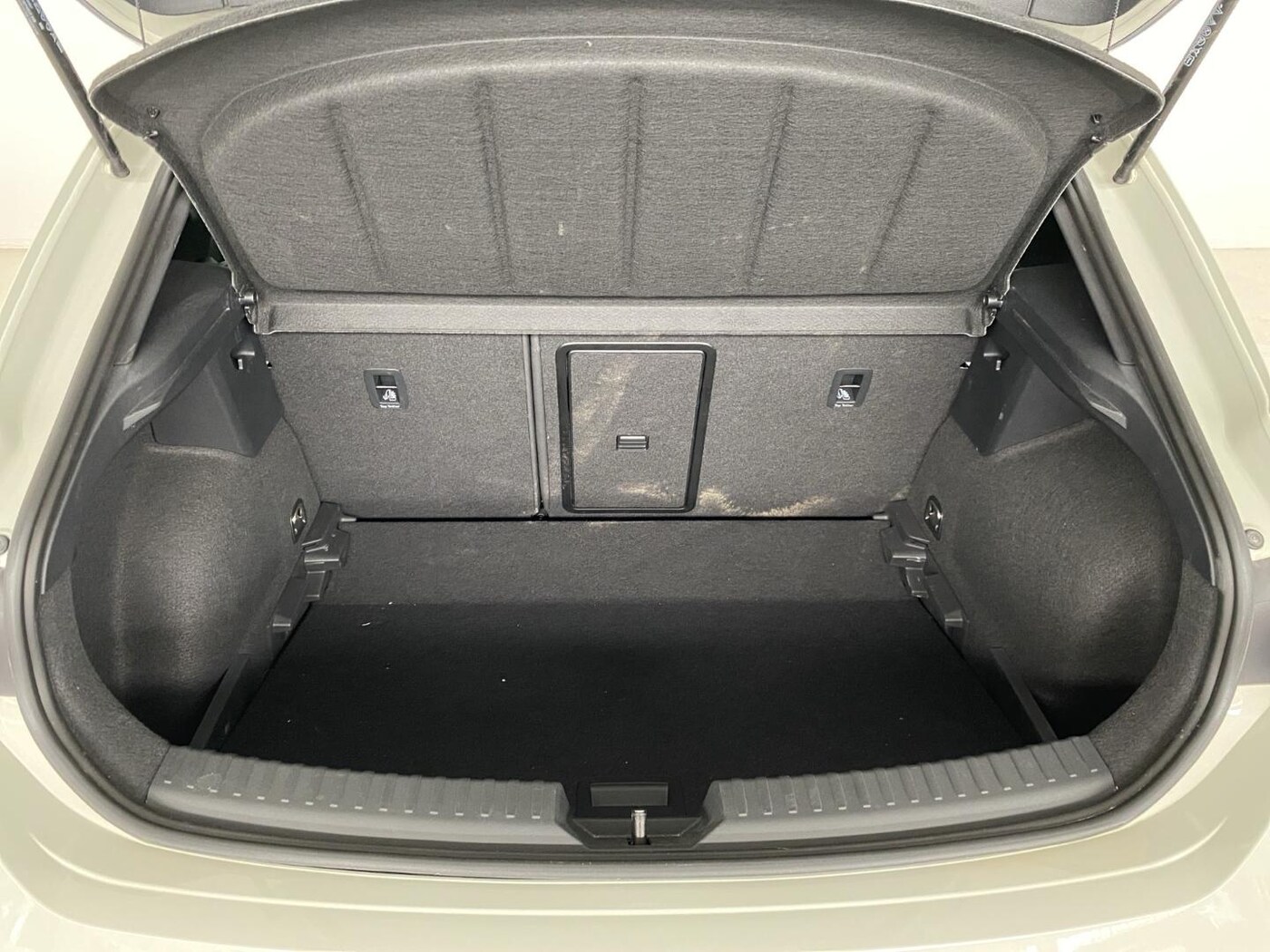 CUPRA Leon León 1.5 eTSI DSG 110 kW (150 CV) — photo 7