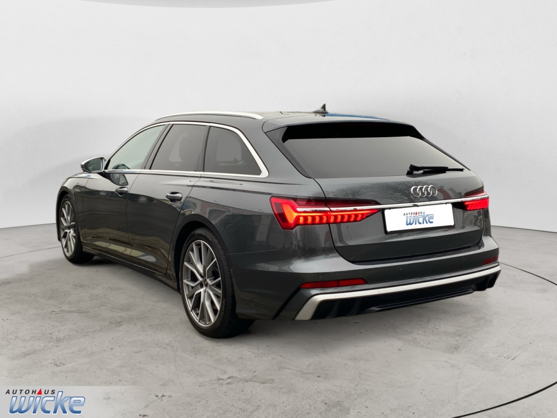 Audi S6 Avant