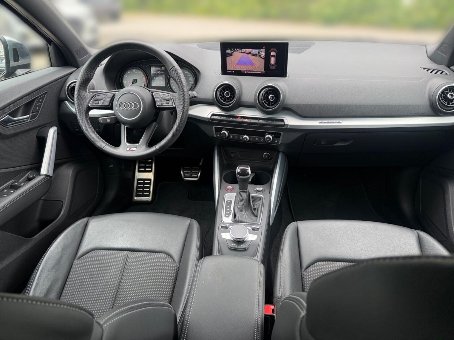 Audi SQ2