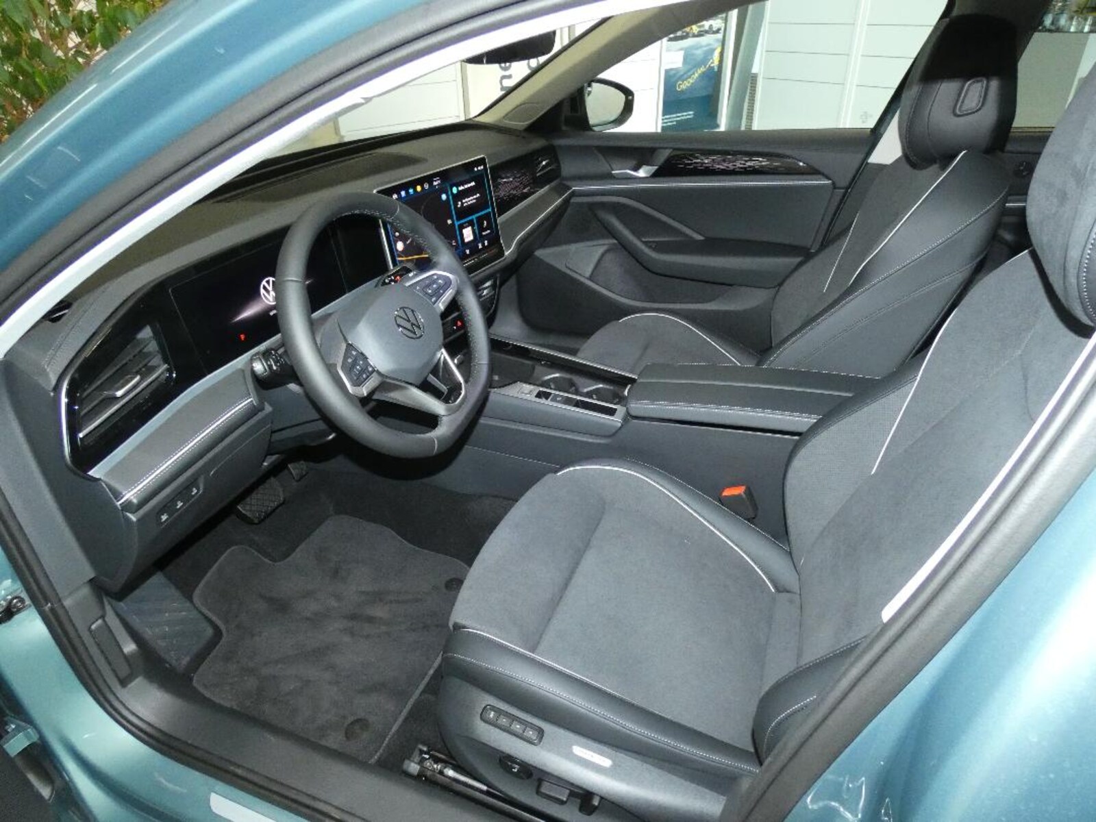 Volkswagen Passat – Bild 8