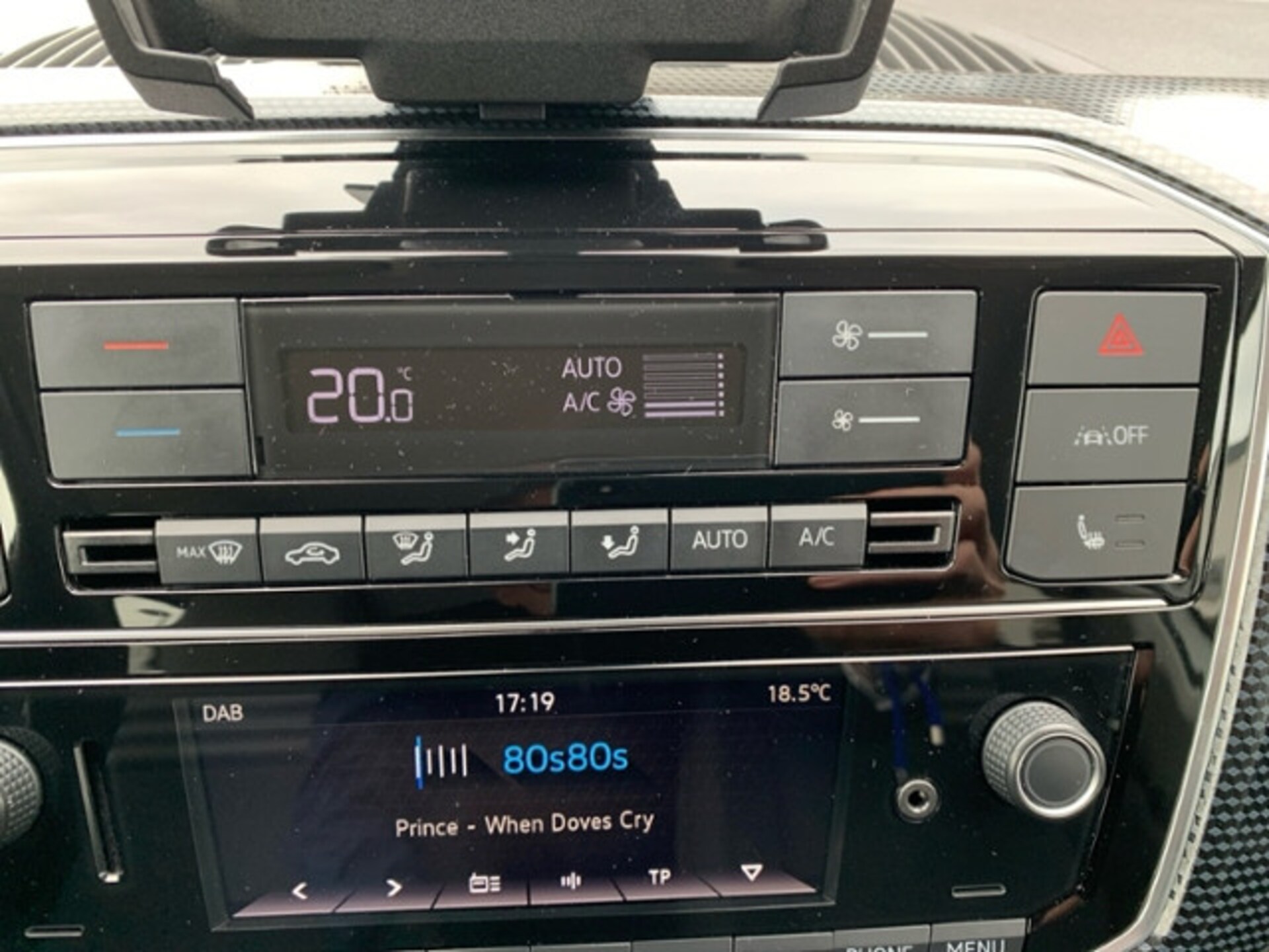 Volkswagen up! R-Line