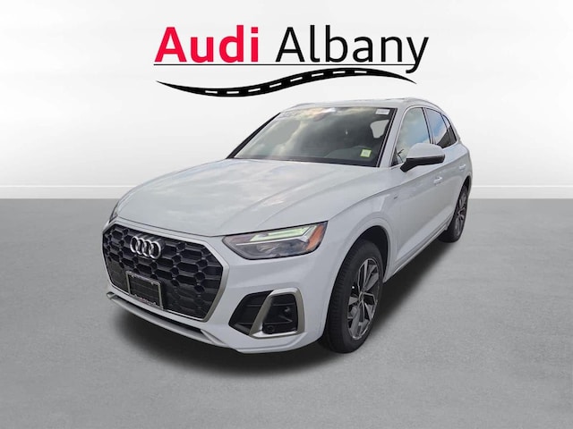Photo of 2024 Audi Q5