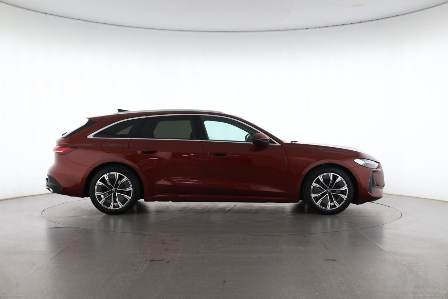Bild über Audi A5 Avant TFSI 150 kW S tronic - für weitere Informationen kontaktieren Sie den Audi Partner